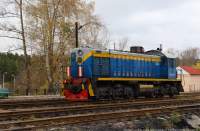2-5687