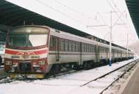 9T-005