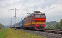 4-652