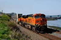 BNSF ES44DC 7408