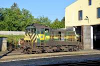  448 311