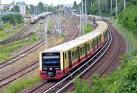  483 010