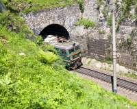 85-002
