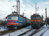 2-082 & 8-200