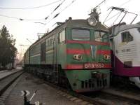  8-652