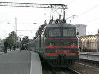 10 - 813