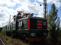 1-002