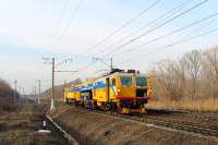 09-3 001