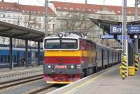  754 043-8