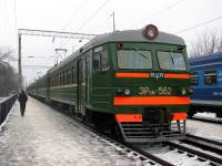 9-562