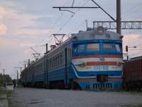 9-442
