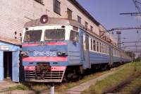 9 - 595